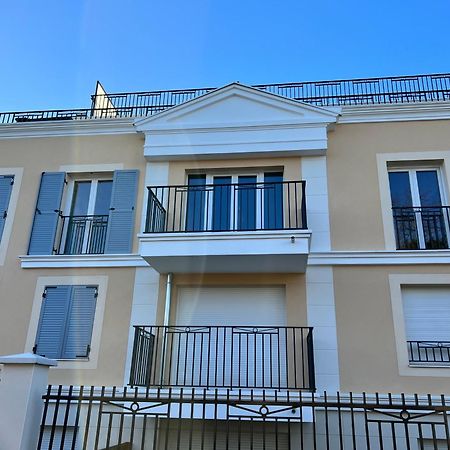 Elegant Appartement Minimaliste Entre Paris Et Disney Noisy-le-Grand Eksteriør bilde